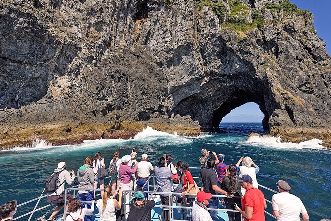 [PRIVATE] Bay of Islands Discovery From Auckland - Morning Coffee and the Whangarei Falls