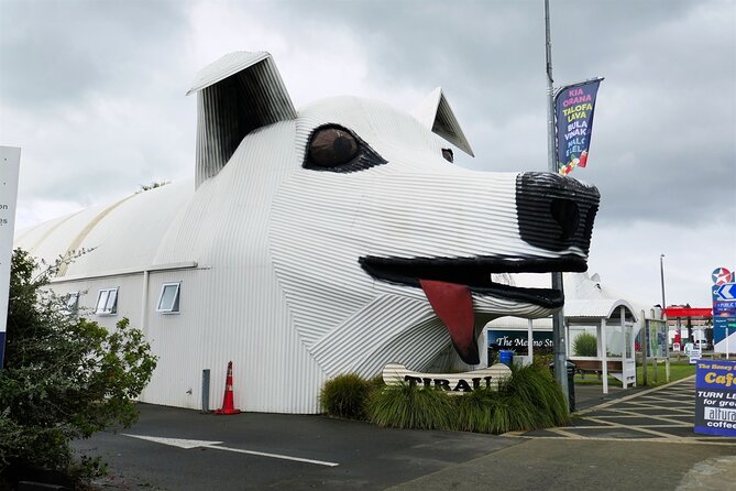 Private Tour from Auckland Hobbiton Rotorua and Wai-O-Tapu - Wai-O-Tapu Thermal Wonderland: Surreal Natural Art