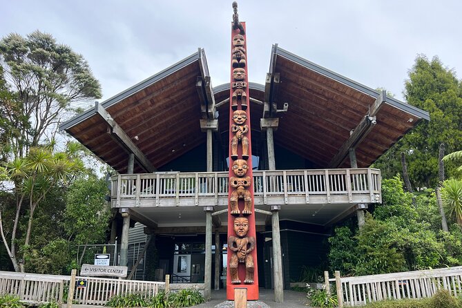 Explore BLACK SAND PIHA BEACH, and Water Falls in West Auckland - Good To Know