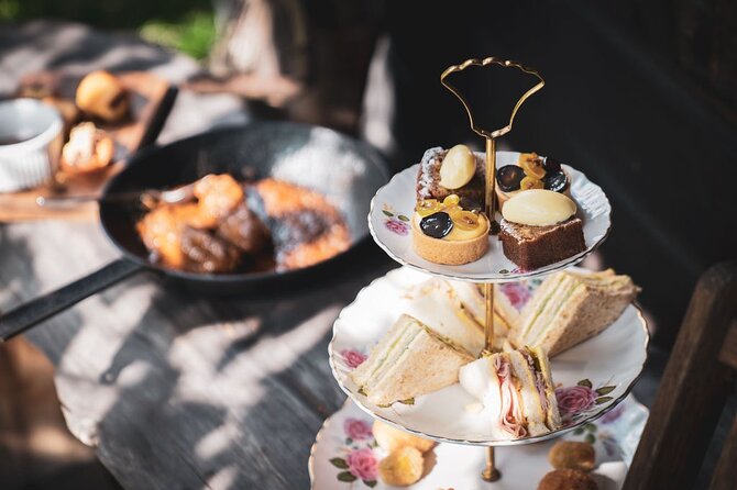 Introduction to Auckland Wine History - Transport and Group Size