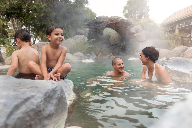 Geothermal Lakeside Bathing Experience - Deluxe Lake Spa - In-Depth Look at the Rotorua Lakeside Spa Experience