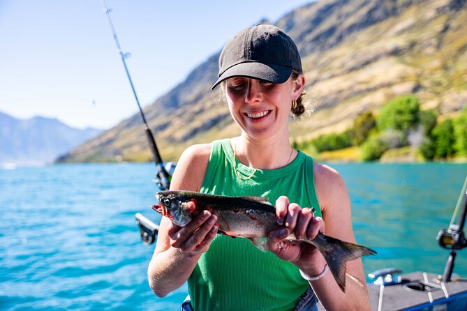 Lake Wnaka: 3 hour Fishing Adventure by Boat - What Makes This Experience Stand Out