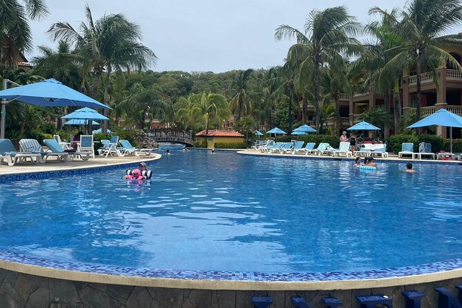 Infinity Bay Resort - Bronze Pacakge - The Infinity Bay Resort: A Beachfront Haven