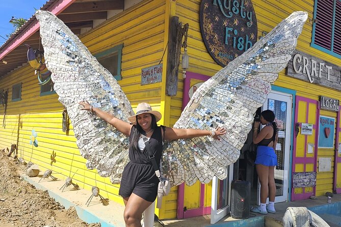 Roatan Monkey & Sloth Tour, Chocolate & Rum factory +beach break - Key Points