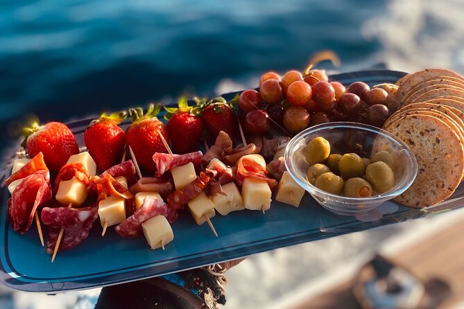 Private Sunset Cruise in San Jose del Cabo Appetizers,open bar - Why This Tour Stands Out