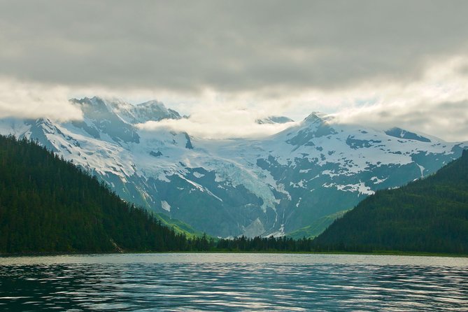 26 Glacier Cruise and Coach from Anchorage, AK - Who Will Love This Tour?