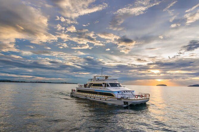 Kota Kinabalu Sunset Cruise with Buffet Dinner - What is the Kota Kinabalu Sunset Cruise?
