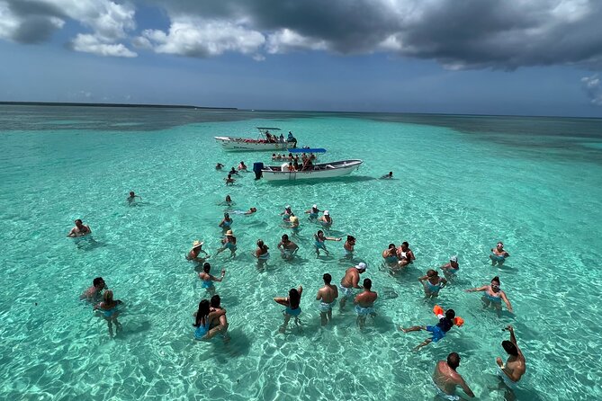 Saona Island Premium Discovery Tour from Punta Cana or Bayahíbe - A Deep Dive into the Saona Island Experience