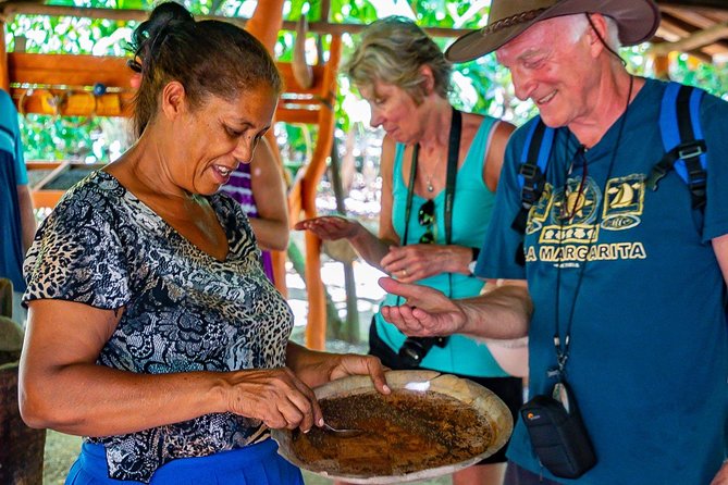 Monkeyland & Plantation Safari Full Day from Juan Dolio - FAQ