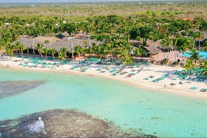 Shore Excursion: Viva Wyndham Resort For The Day With Unlimited Food & Drinks - Key Points