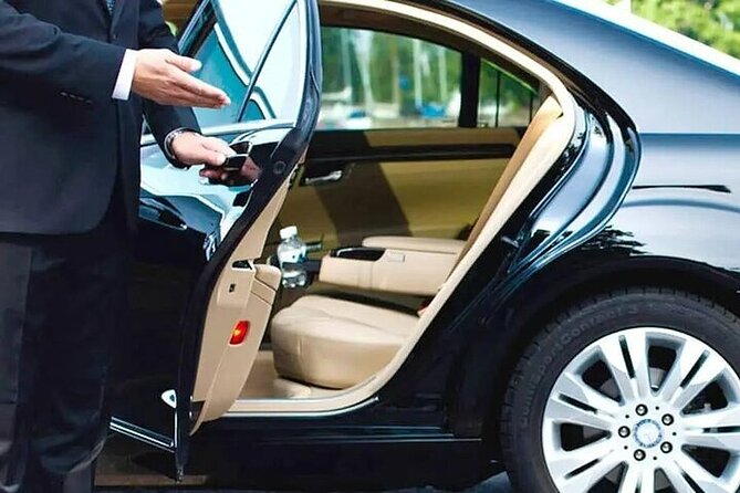 Private One-way Transfer Lynden Pindling Airport To Nassau - Final Thoughts: Is This Transfer Right for You?