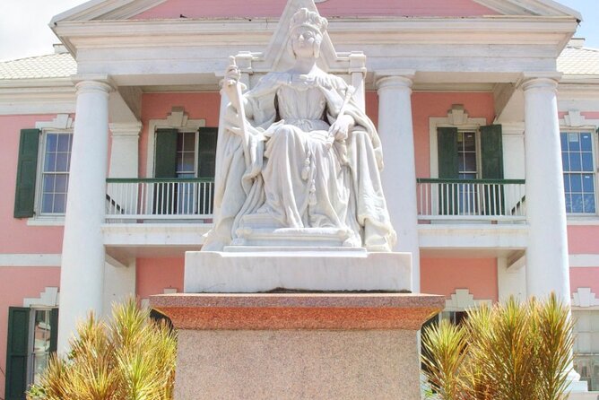 Tour of Nassau - Tour of Nassau: A Practical Guide for Curious Travelers