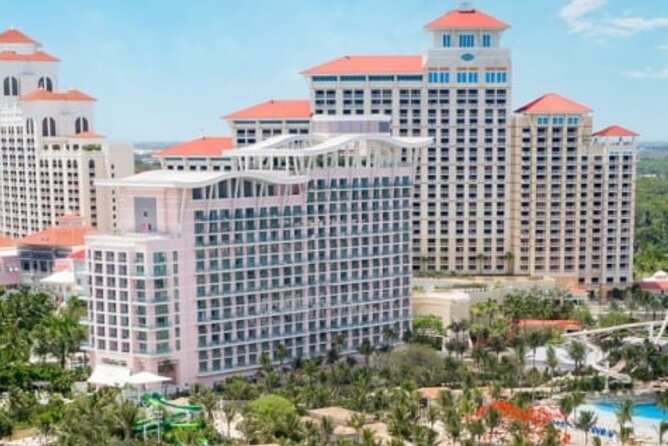 Bahamas Private Minivan Transport - The Practicality of Private Minivan Transport in Nassau