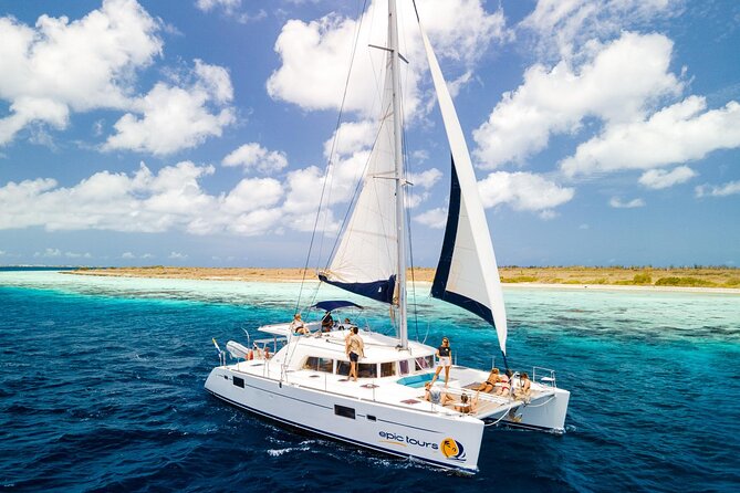 Catamaran Snorkel & BBQ Sail (cruise friendly) - Bonaire’s Catamaran Snorkel & BBQ Sail: An Authentic Caribbean Experience