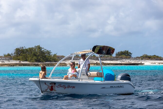 Boat rental on Bonaire - Key Points