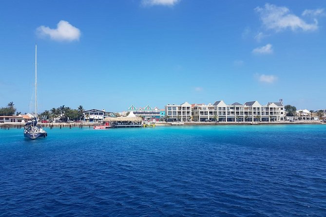 Yacht tour with local guide & snorkeling activities - Who Will Love This Tour?