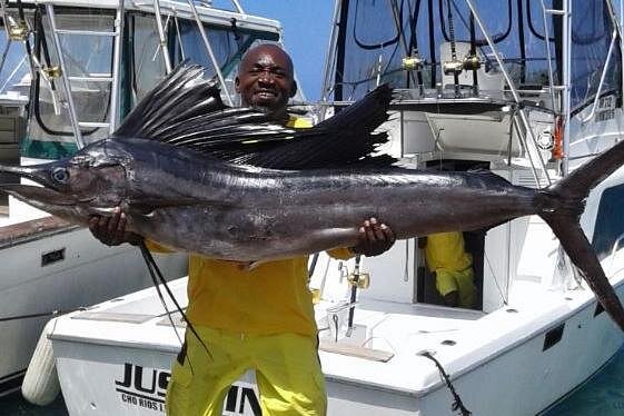 Montego Bay Private Deep Sea Fishing Boat Rental Jamaica - The Full Experience: How It Unfolds