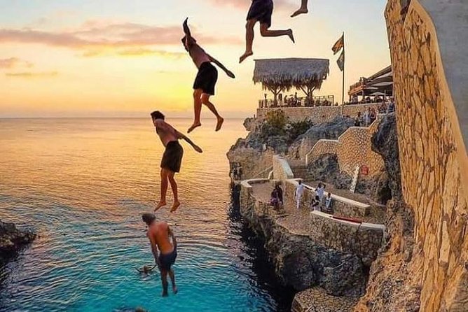 Bamboo Rafting and Limestone Foot Massage with Ricks Cafe Private Tour - An In-Depth Look at the Tour Experience