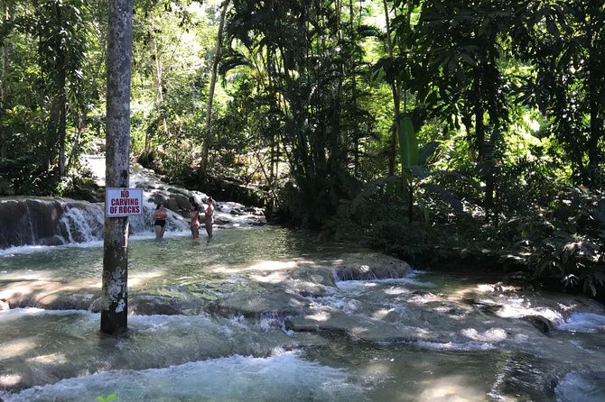 [PRIVATE] Dunn's River Falls with Entrance Fees - FAQ