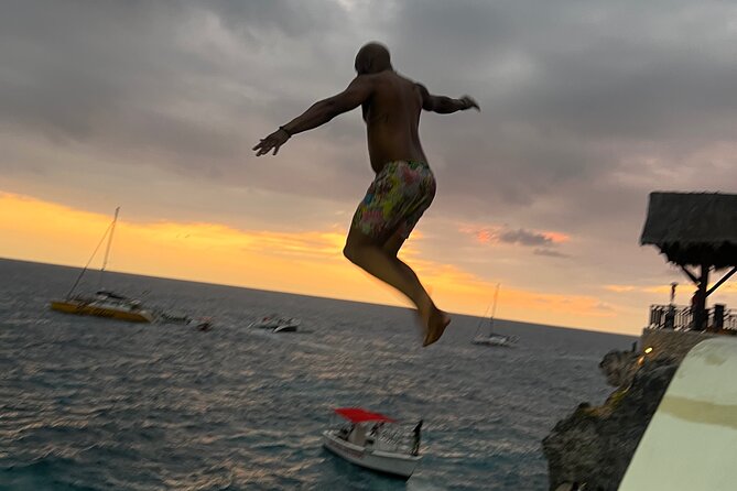 Negril Private Day Tour: ATV Ride, Party Catamaran & Ricks Cafe - A Few Considerations