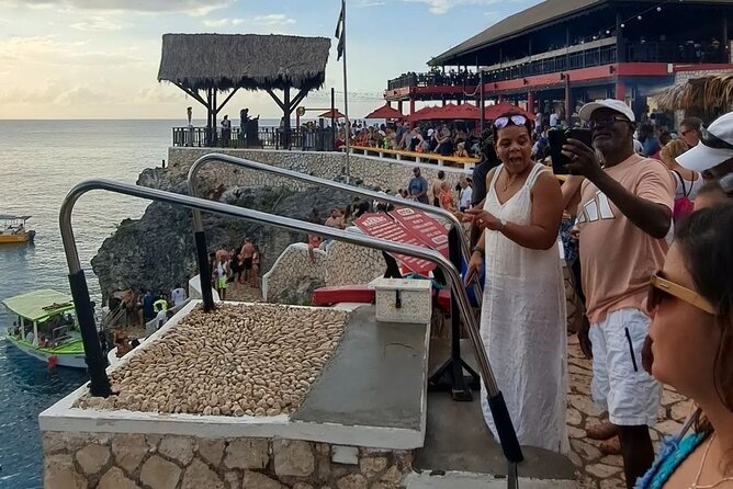 Negril 7 Mile Beach and Rick's Cafe day tour from Montego Bay - Who Will Love This Tour?