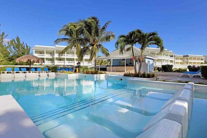 Grand Palladium and Lady Hamilton Private Airport Transfer - Comprehensive Review of the Grand Palladium and Lady Hamilton Private Airport Transfer