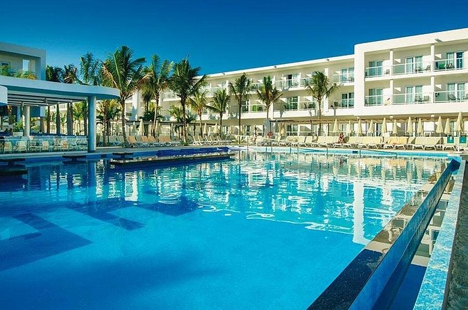 Montego Bay Airport and Riu Reggae Private Shuttle - Final Thoughts: Who Will Appreciate This Service?