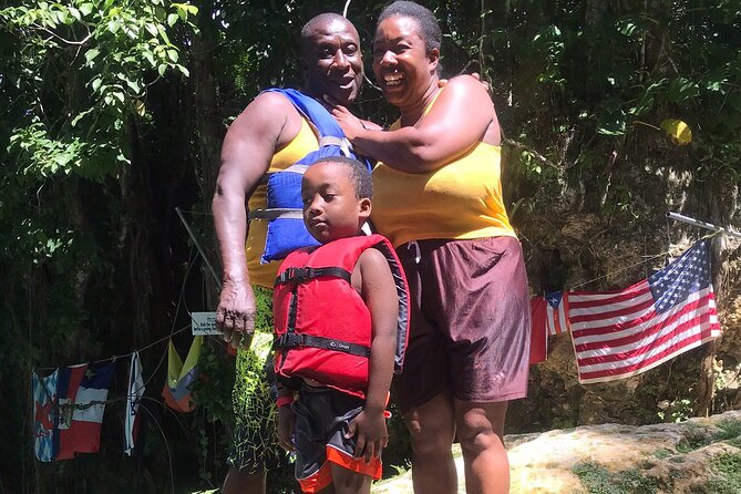 Transportation and Tour from Montego Bay to Blue Hole/Secret Falls - A Deep Dive into the Blue Hole and Secret Falls Tour