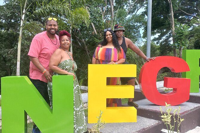 Negril 7 Miles White Sand Beach and Rick's Cafe from Montago Bay - An In-Depth Look at the Negril Beach and Ricks Cafe Tour