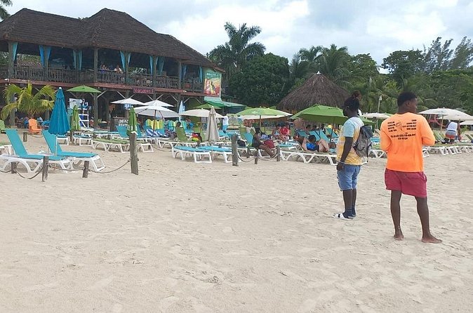 Negril 7 Miles White Sand Beach and Rick's Cafe from Montago Bay - FAQ