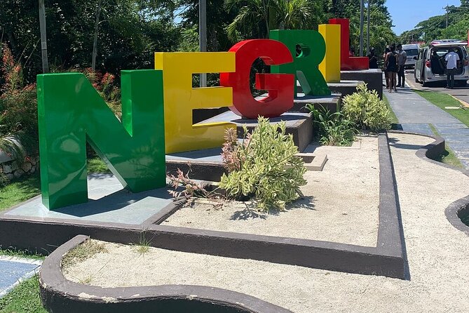 Private Montego Bay Airport Transfer to Negril *Air Conditioning - The Experience: From Arrival to Negril