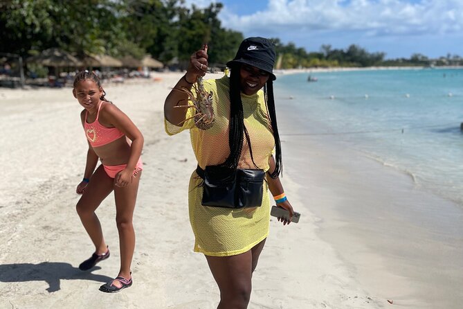 Ricks Cafe & Lobster For Lunch On Private Beach In Negril - FAQs