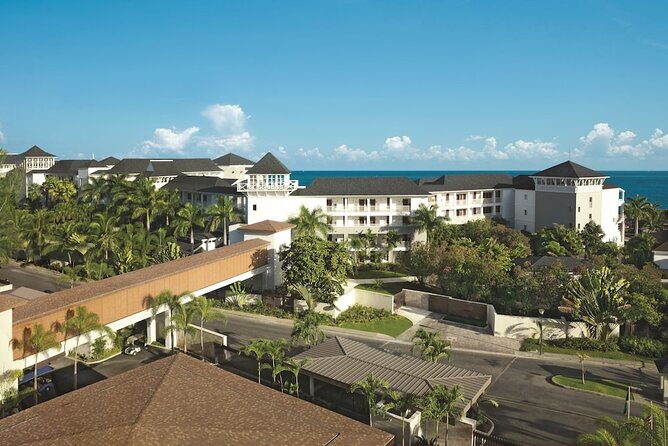 Private Airport Transfer to Breathless Montego Bay Resort - A Detailed Look at the Private Airport Transfer Experience