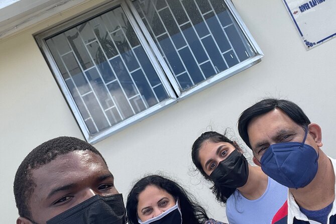 Private Round-Trip Airport Transportation to Negril from MBJ - The Price and Value