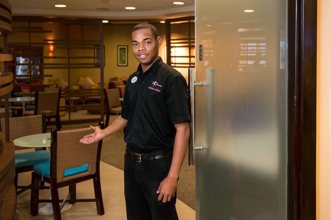 Club Mobay Fast Track Lounge with Private Airport Shuttle - Frequently Asked Questions