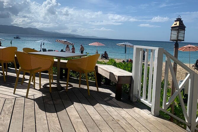 Doctor's Cave Beach and Shopping Private Tour - Key Points