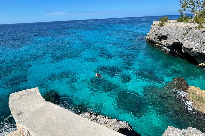 Private Transfer from Montego Bay Airport to Negril (Round Trip) - Pricing and Value