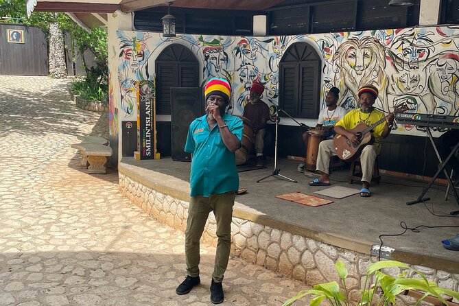 Bob Marley's Nine Mile Mausoleum Tour (Complimentary Rum Punch) - Good To Know
