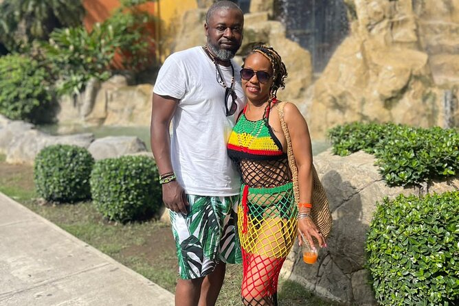 Shopping in Montego Bay on the Hipstrip Activity - FAQ