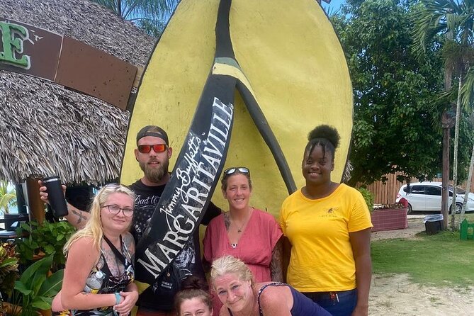 Priv. Montego Bay Airport Transfer to Grand Palladium/Lucea Hotel - Who Will Benefit Most?