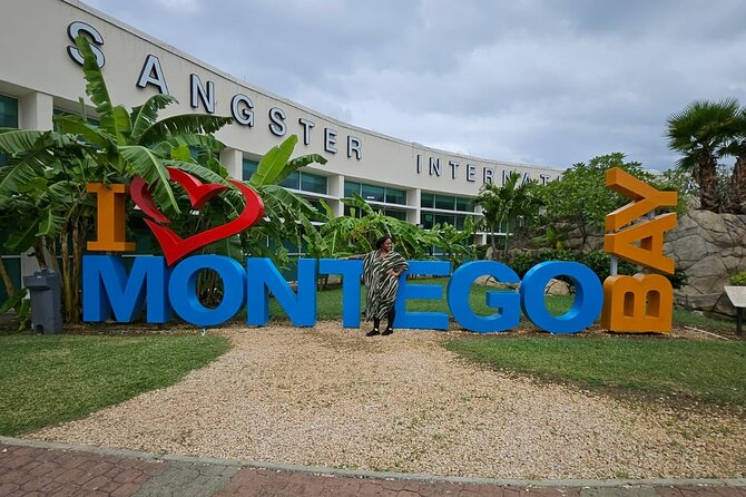 Private Transfer From Montego Bay Airport to Hotels in MontegoBay - Key Points