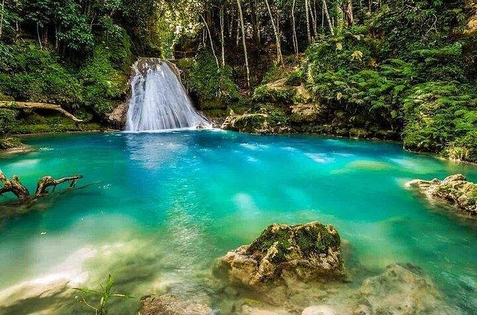 Dunns River Falls and Blue Hole Tour - Blue Hole: A Hidden Natural Treasure
