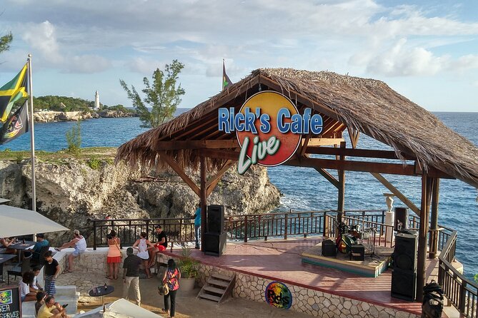 Experience Negril Seven Mile Beach & Jamaica's Famous Ricks Café - Transportation and Group Dynamics
