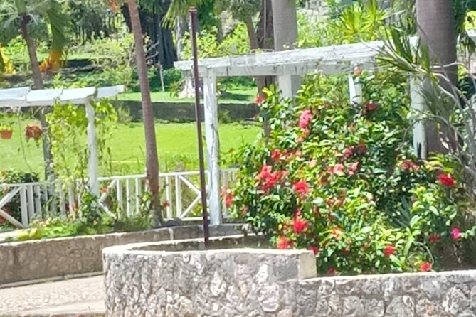 Rose Hall Great House and Craft Market Tour - A Detailed Look at What You’ll Experience