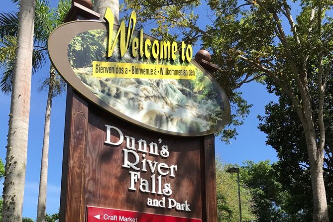 Blue Hole and dunns river falls tour from Montego bay - Key Points