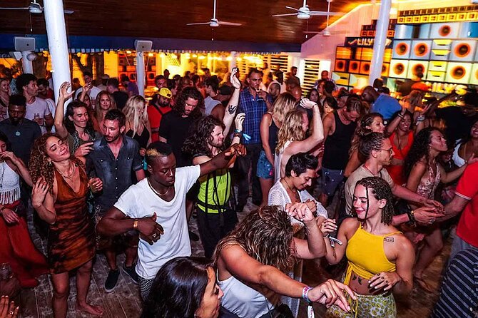 Nightlife in Montego Bay, 27/27 Club ville Pier 1 others - FAQ