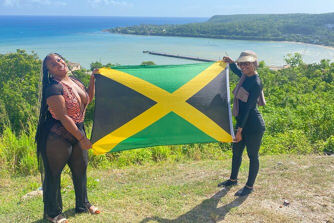 Horse Back Riding and Blue Hole From Montego Bay - FAQ