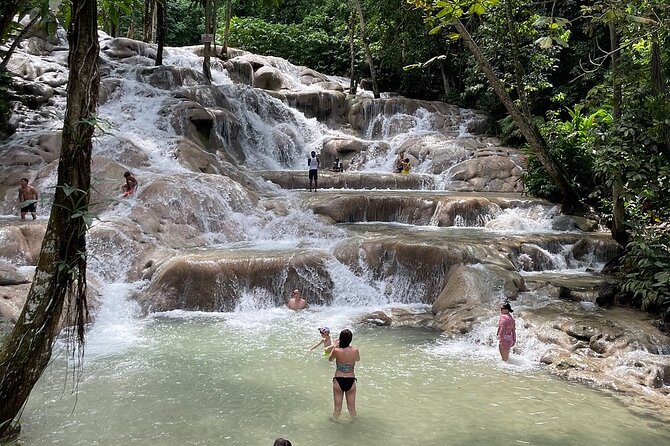 Private and Customize Tour from Montego Bay to Dunns River Falls - Discover the Beauty of Jamaica with a Private Tour from Montego Bay to Dunns River Falls