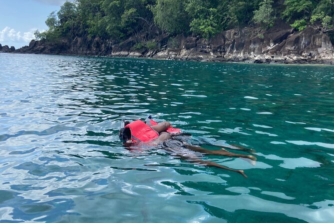 Crystal kayaking in St. Vincent - Siteseeing with Cass - The Itinerary Break Down