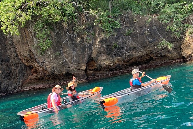 Crystal kayaking in St. Vincent - Siteseeing with Cass - Key Points